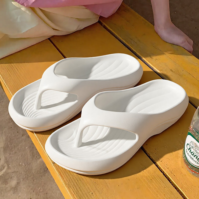 New Summer Fashion EVA Slippers, Outdoor Clip-Toe Beach Shoes, Plus Size Flip-Flops for Men,, and Couples, Men Shoes